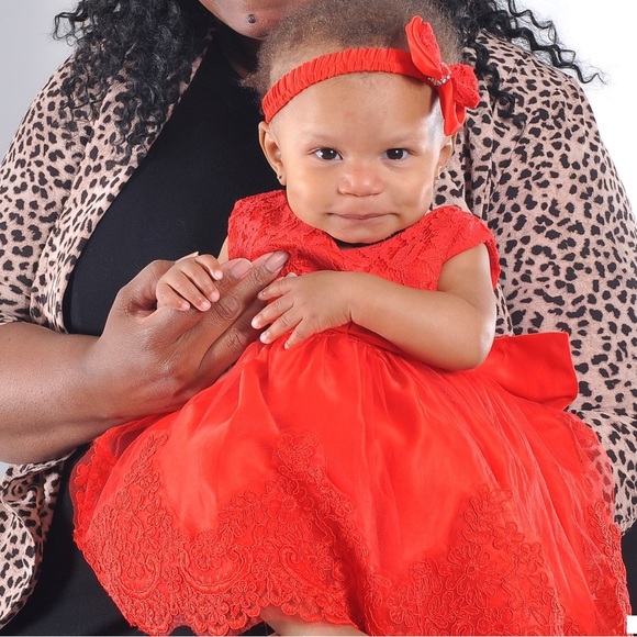 Red Formal Gown w/bow - Picture 3 of 3